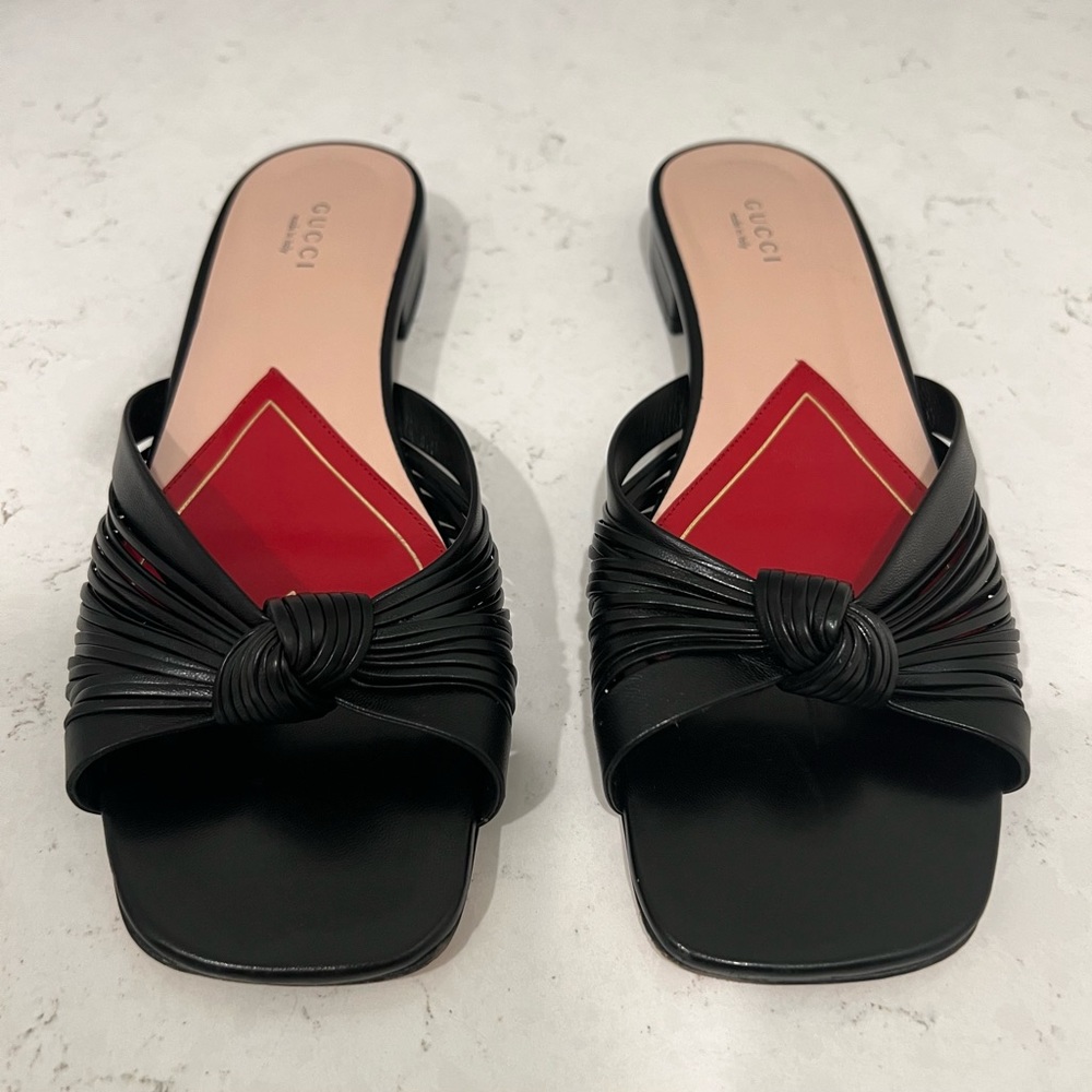 โ๏ธSOLDโ๏ธ ๐ Authentic GUCCI | Size EUR39 | Excellent Condition ๐ - Picture 3 of 10